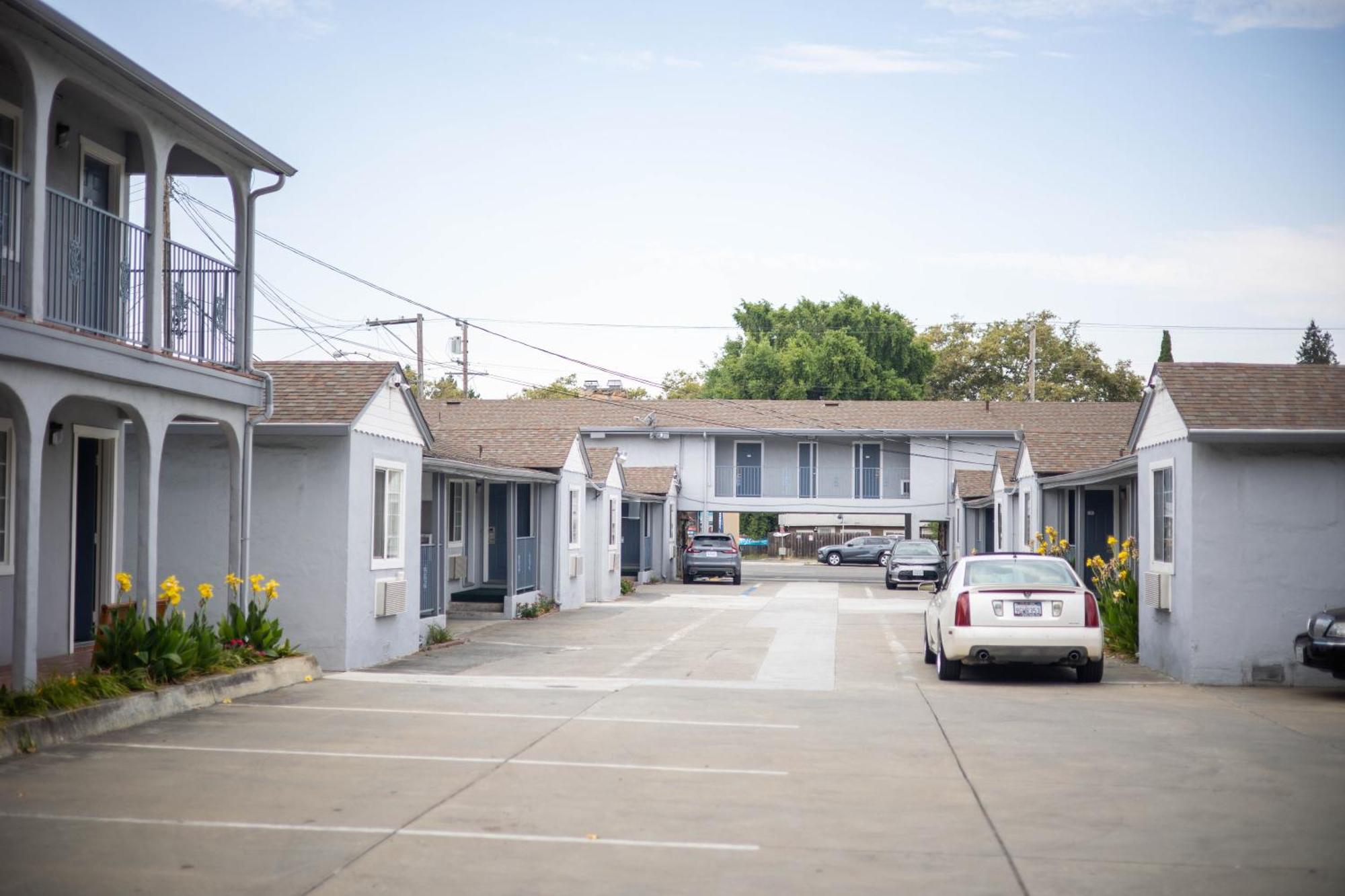 Deluxe Inn Hayward Exterior foto